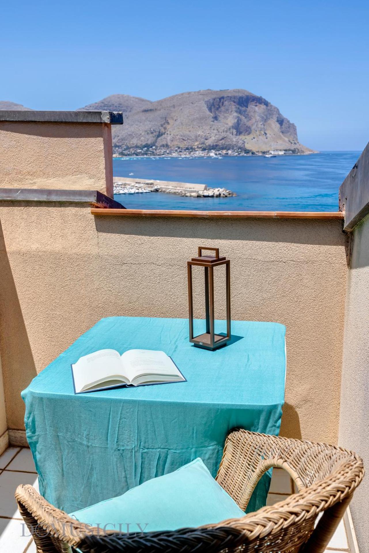Mondello In Terrazza By Domusicily Daire Dış mekan fotoğraf